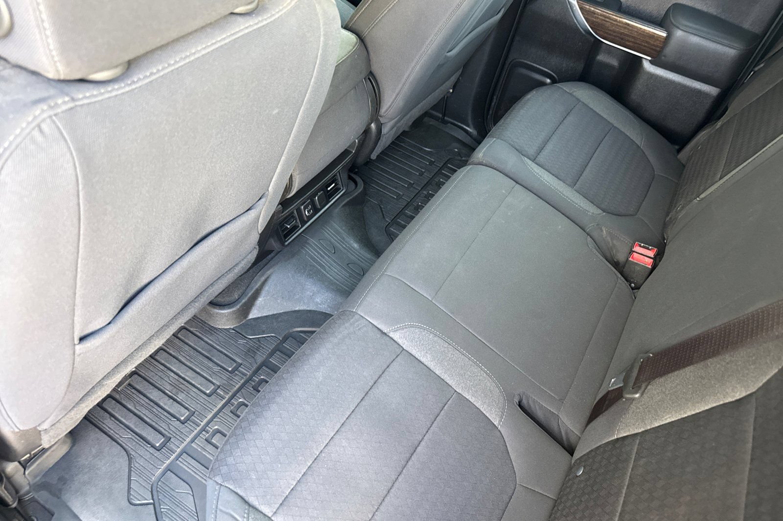 Used 2023 GMC Sierra 2500 SLE w/ SLE Convenience Package AWD/4WD image 13