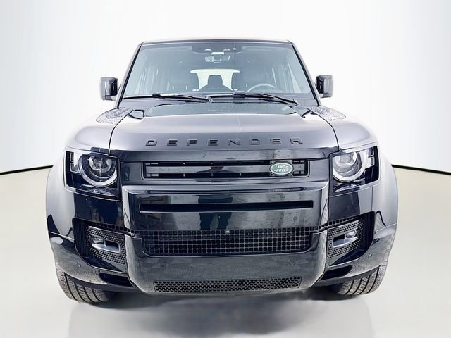 Certified 2025 Land Rover Defender 130 X-Dynamic SE AWD/4WD image 2