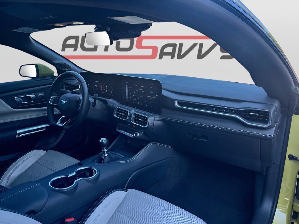 Used 2025 Ford Mustang GT Premium RWD image 28