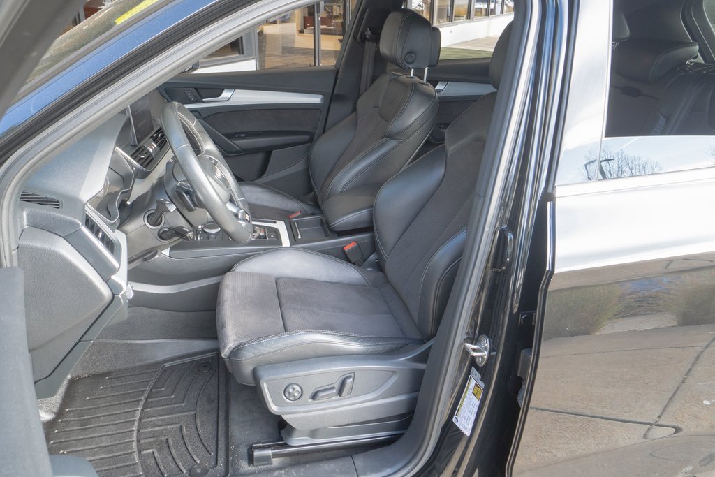Used 2019 Audi SQ5 Premium w/ Convenience Package image 8