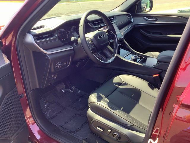 New 2025 Jeep Grand Cherokee Limited w/ Trailer Tow Package image 7