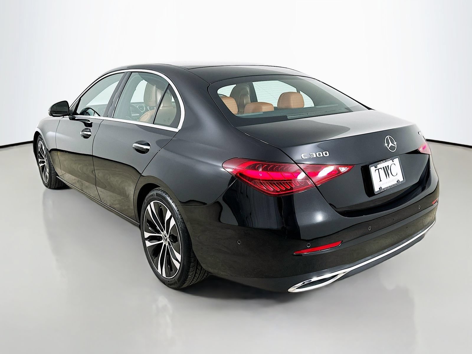Used 2022 Mercedes-Benz C 300 4MATIC Sedan image 7