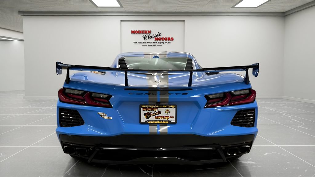 Used 2022 Chevrolet Corvette Stingray Premium Cpe w/ Z51 Performance Package RWD image 6