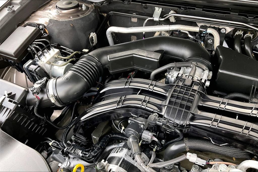 Used 2022 Subaru Outback Premium image 32