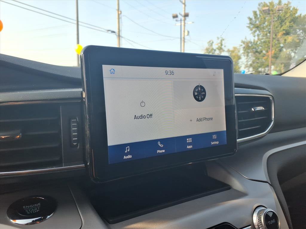 Used 2023 Ford Explorer XLT w/ Equipment Group 202A image 21