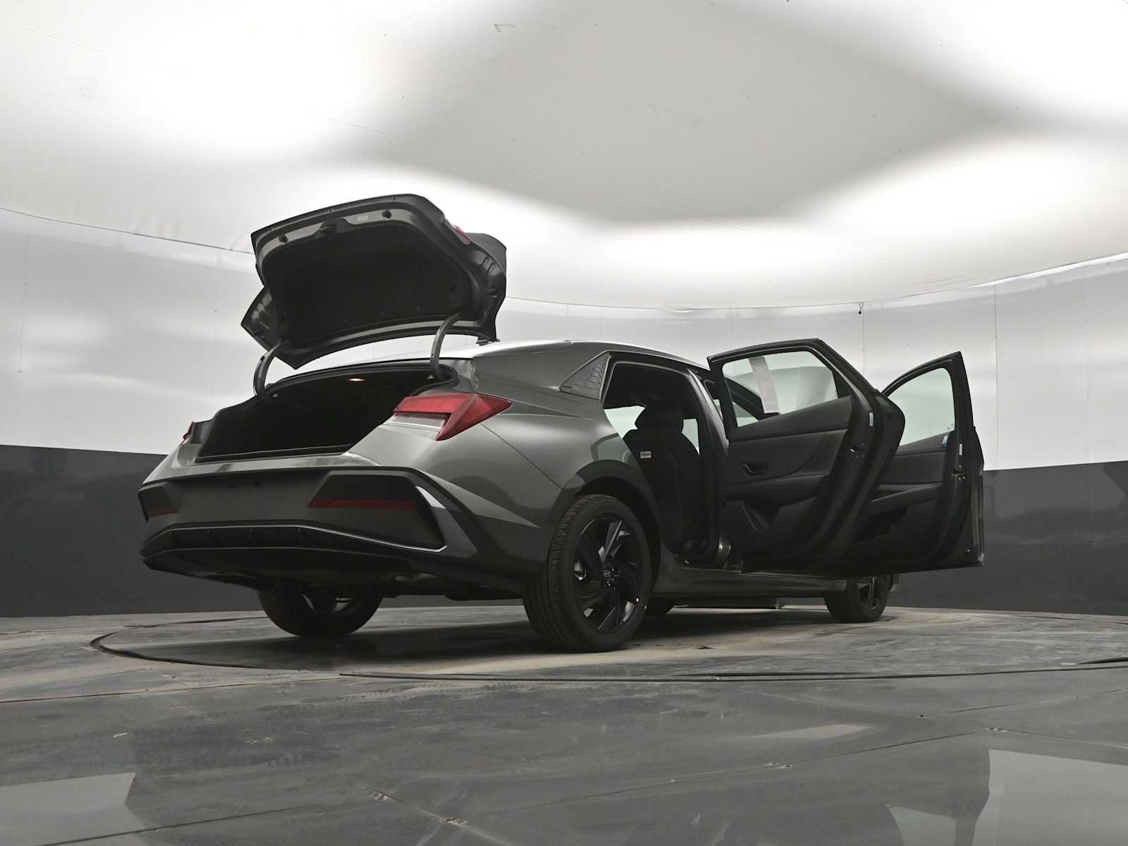 New 2026 Hyundai Elantra Sport FWD image 45