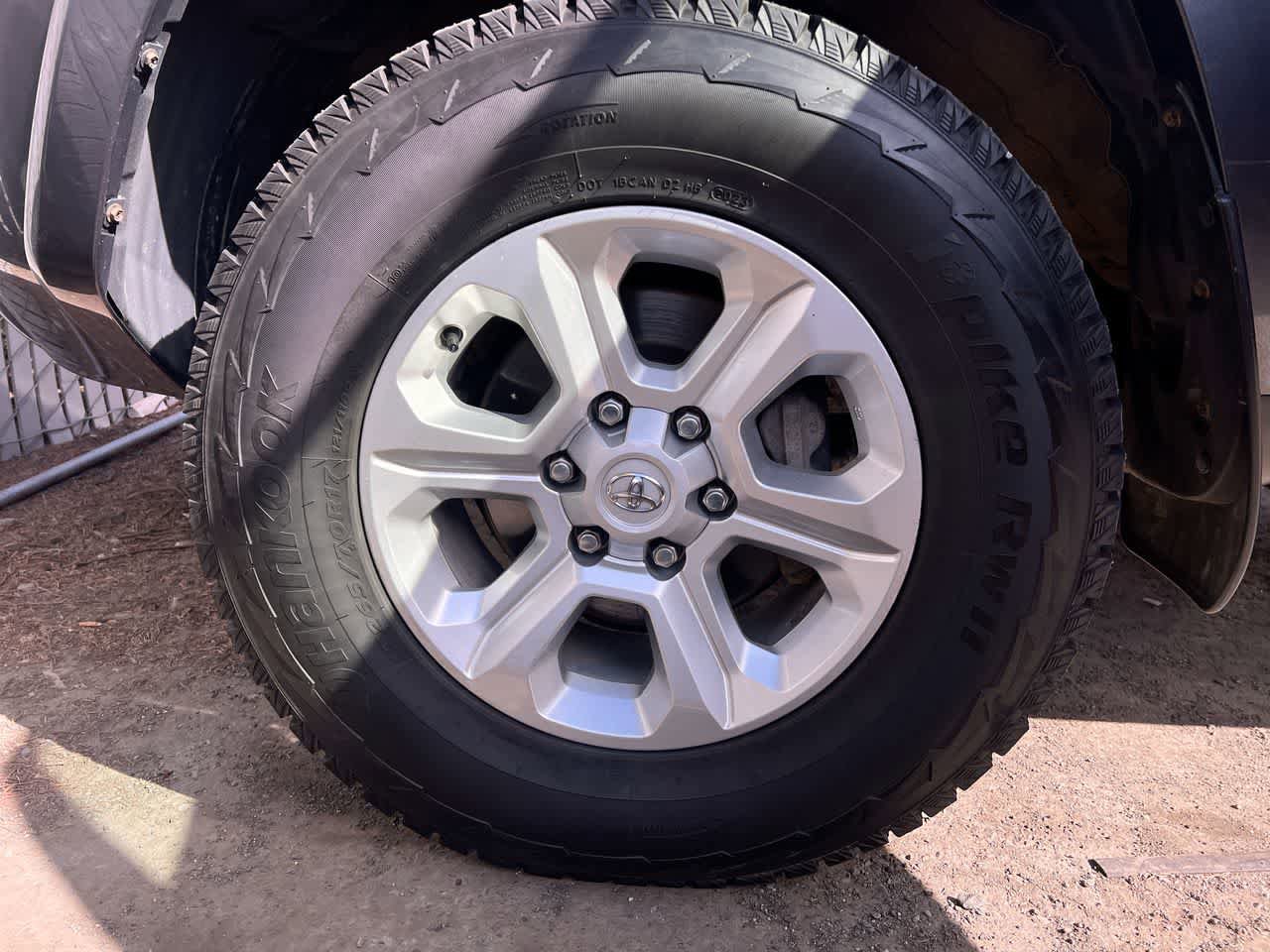 Used 2023 Toyota 4Runner SR5 AWD/4WD image 10