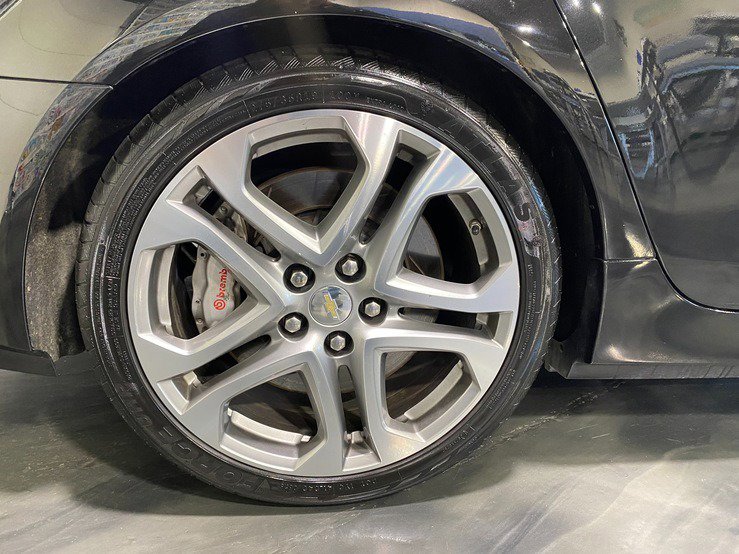 Used 2015 Chevrolet SS image 10