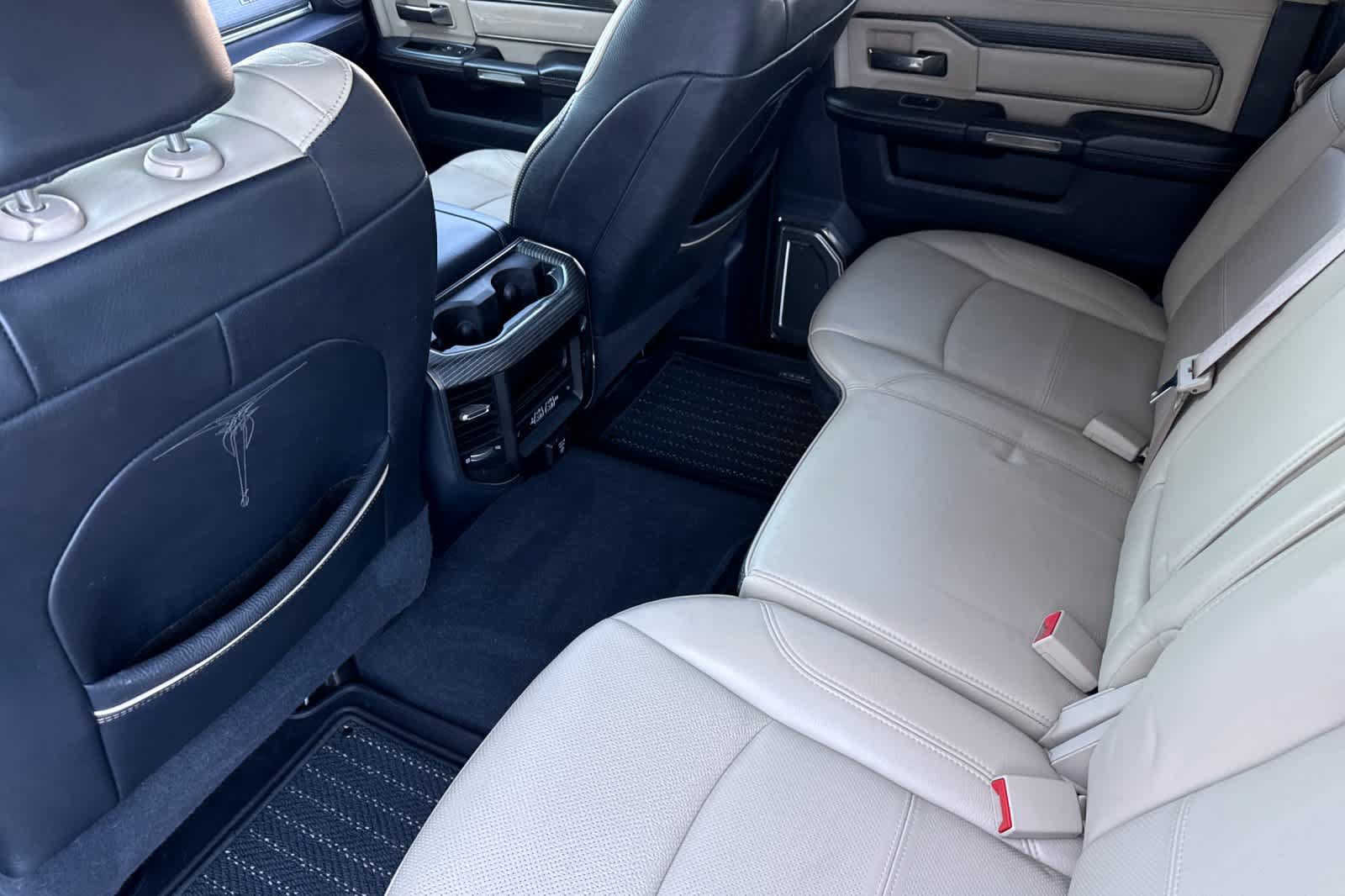 Used 2020 RAM 3500 Limited AWD/4WD image 4