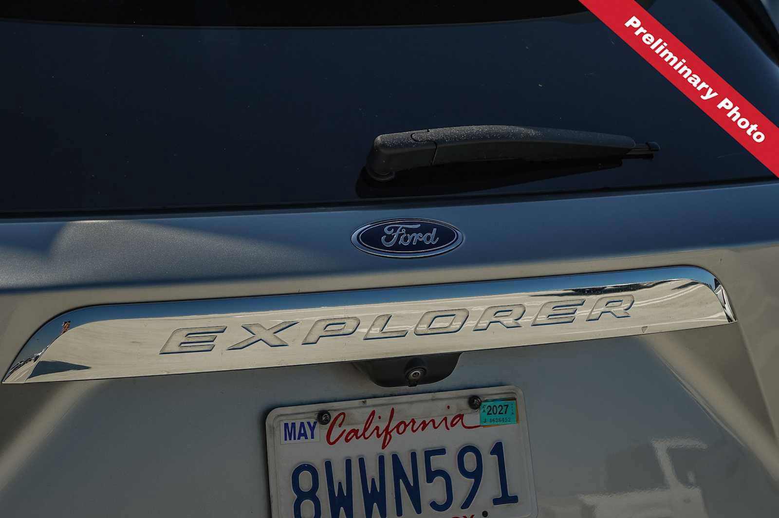 Used 2021 Ford Explorer XLT w/ Equipment Group 202A RWD image 10