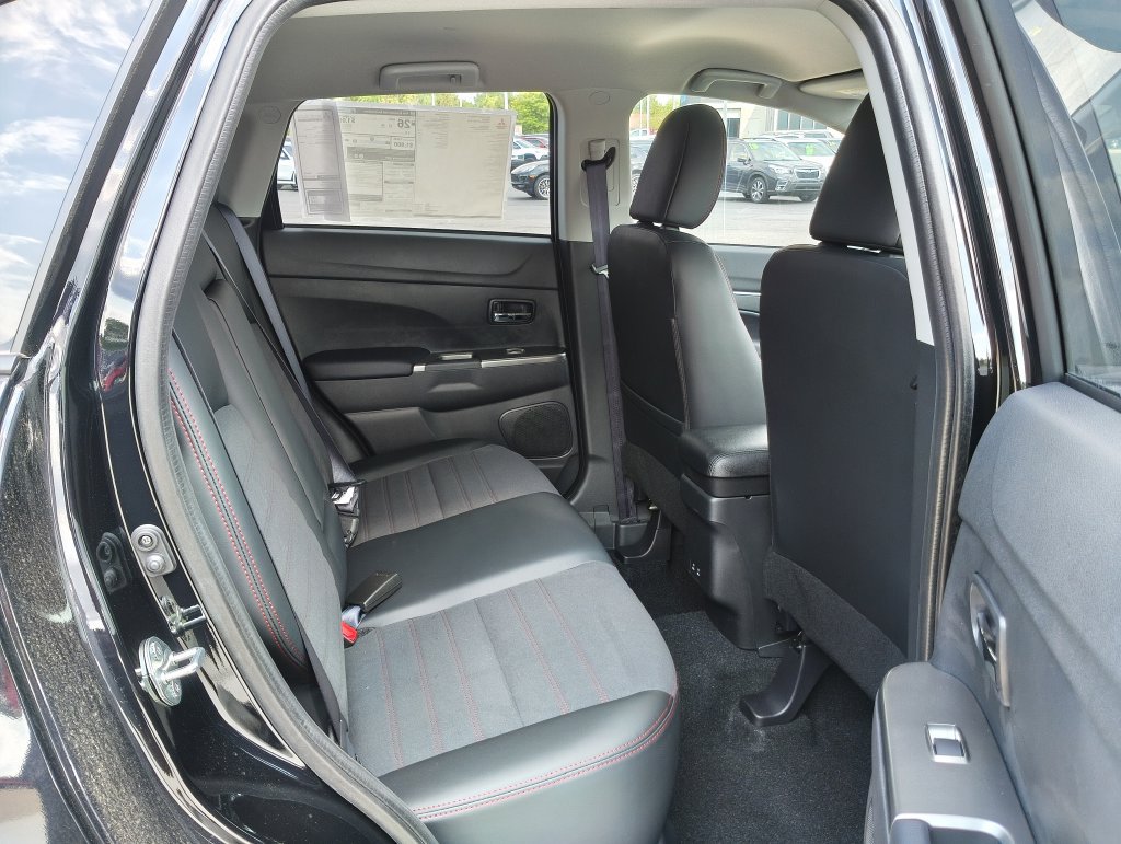 New 2026 Mitsubishi Outlander Sport SE AWD/4WD image 9
