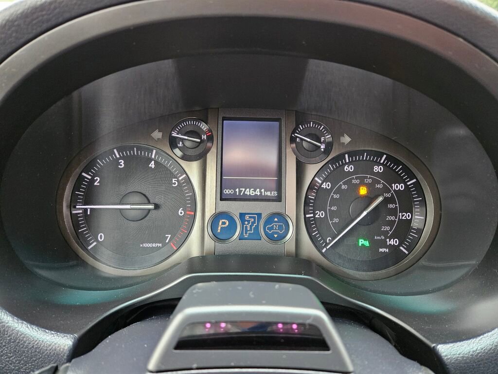 Used 2013 Lexus GX 460 Premium image 18