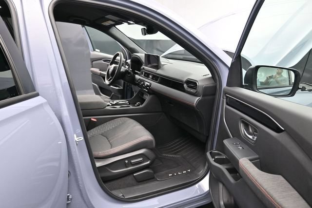 Certified 2026 Honda Pilot Sport image 21
