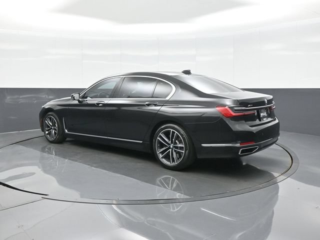 Used 2022 BMW 750i xDrive w/ Luxury Rear Seating Package AWD/4WD image 5