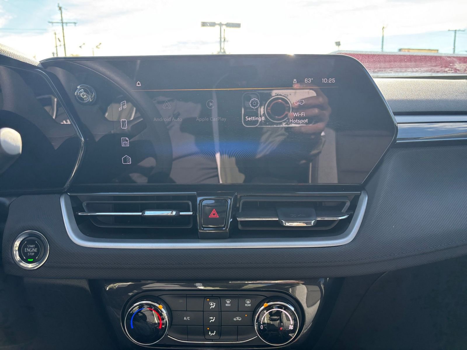 Used 2025 Chevrolet TrailBlazer LT image 18