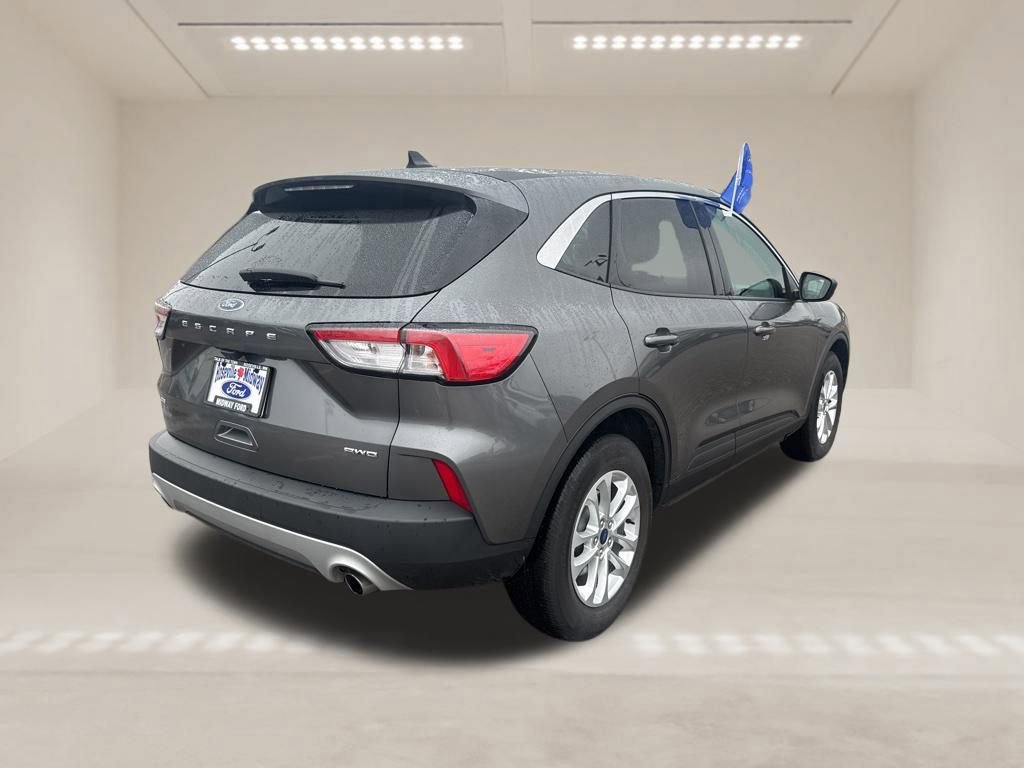 Used 2022 Ford Escape SE w/ Cold Weather Package image 7