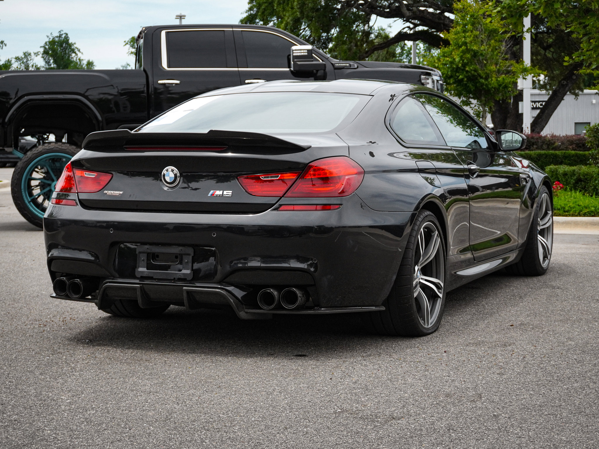 Used 2014 BMW M6 Coupe w/ Executive Package RWD image 10