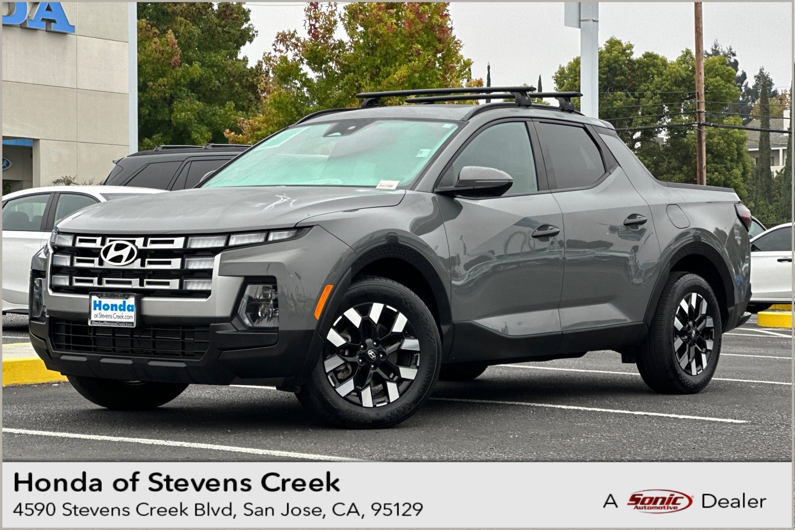 Used 2025 Hyundai Santa Cruz SEL FWD image 1
