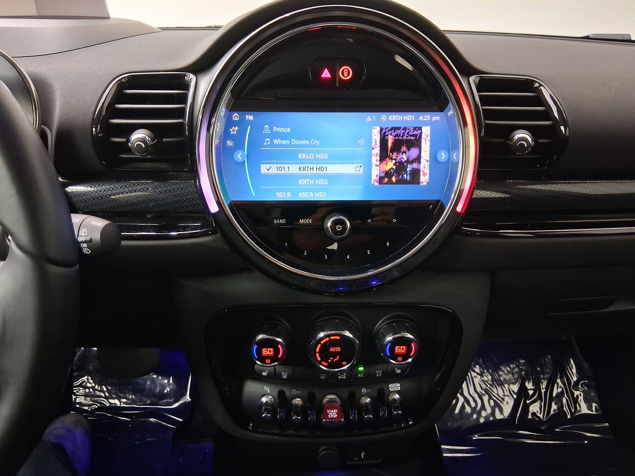 Certified 2023 MINI Cooper Clubman S FWD image 27