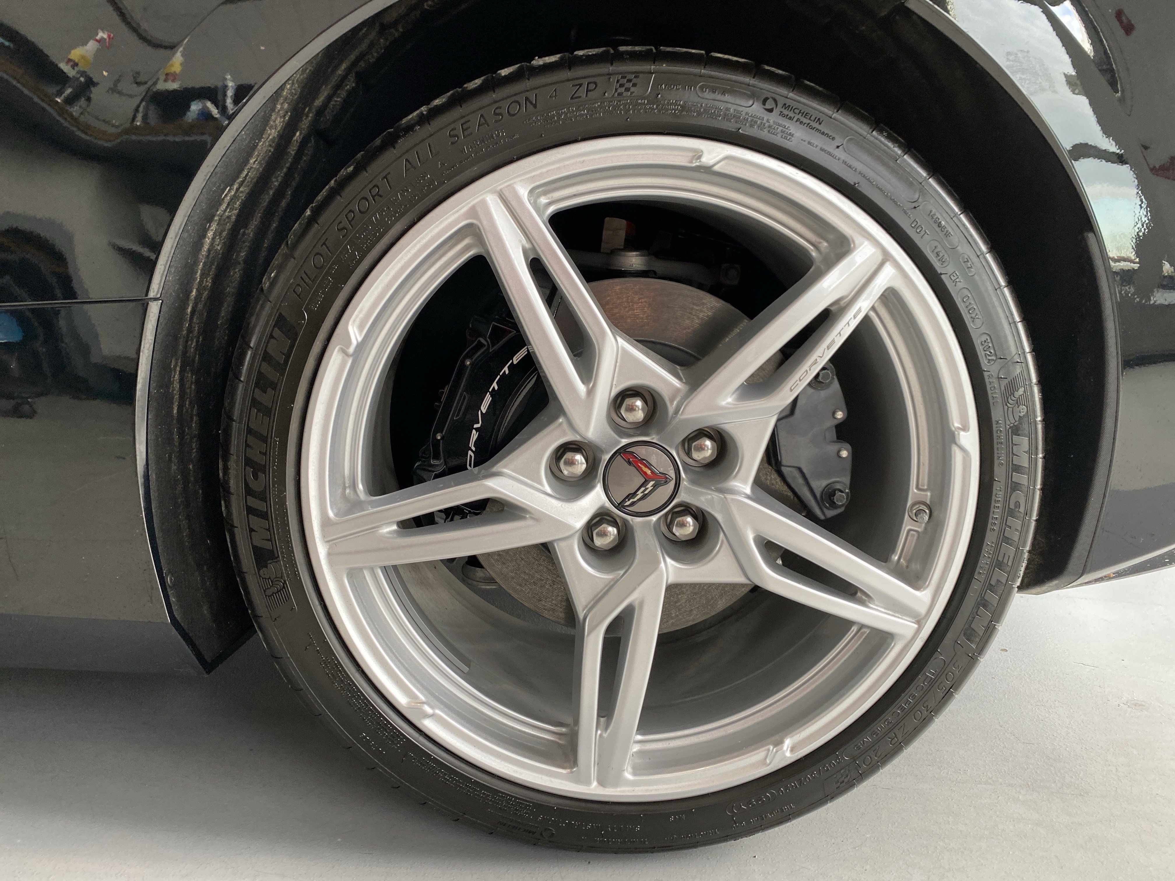 Used 2024 Chevrolet Corvette Stingray Preferred Cpe w/ Battery Protection Package image 26