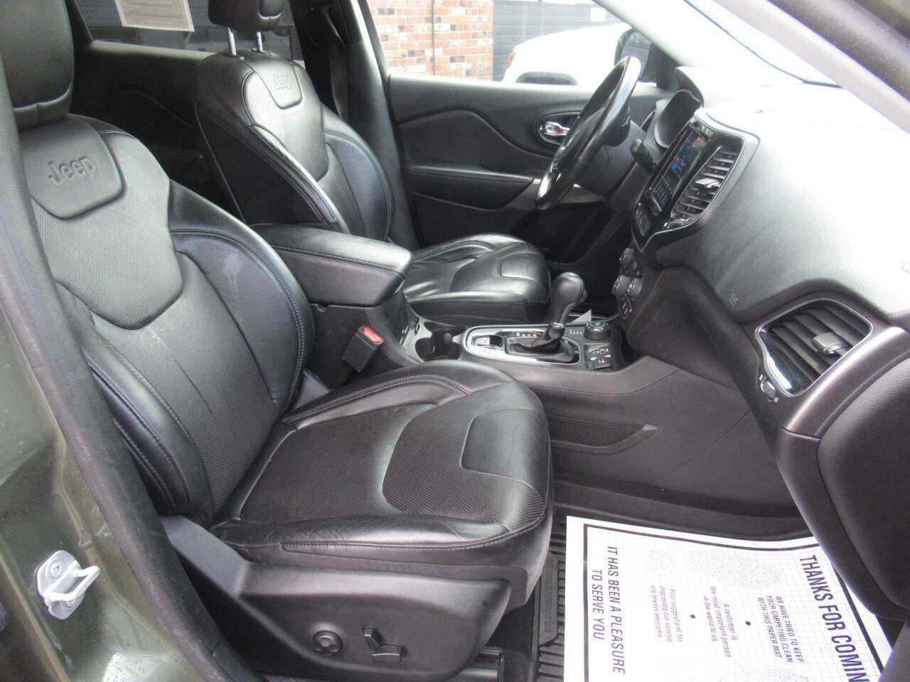 Used 2020 Jeep Cherokee Limited w/ Mopar Interior Package image 5
