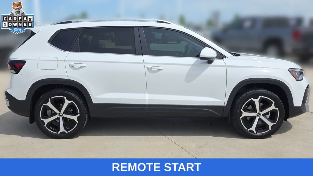 Used 2025 Volkswagen Taos SEL AWD/4WD image 6