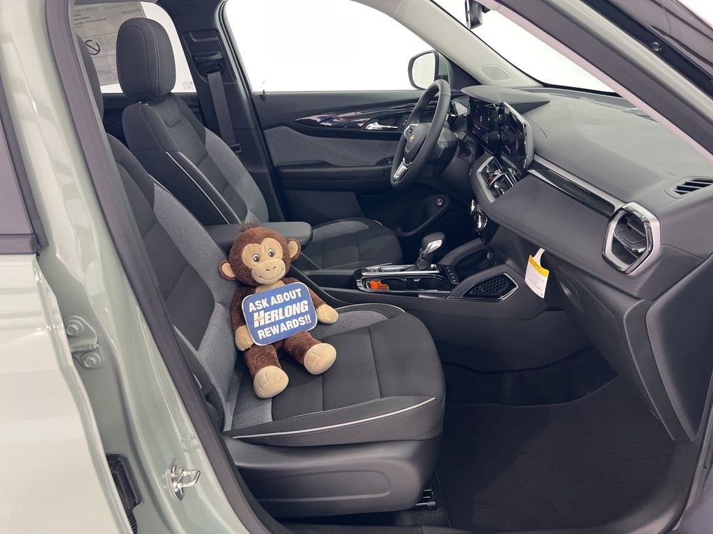 New 2026 Chevrolet TrailBlazer LT w/ Convenience Package image 25