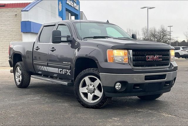 Used 2011 GMC Sierra 2500 SLT image 1