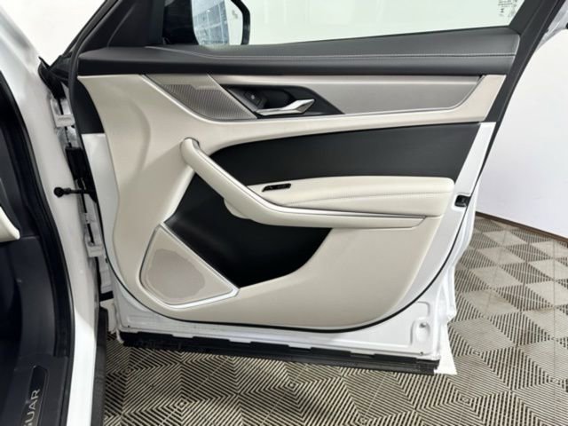 New 2026 Jaguar F-PACE R-Dynamic S AWD/4WD image 18