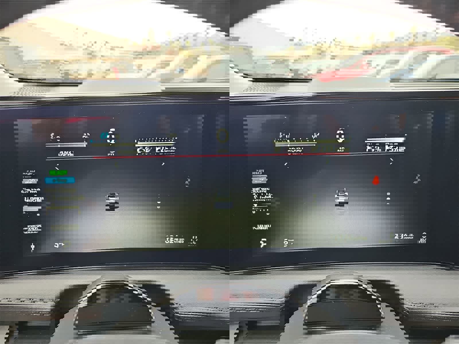 Used 2024 Nissan Ariya FWD image 22