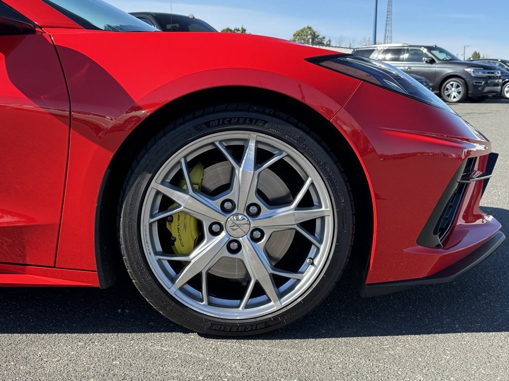 Used 2020 Chevrolet Corvette Stingray Premium Cpe w/ 3LT Preferred Equipment Group image 46