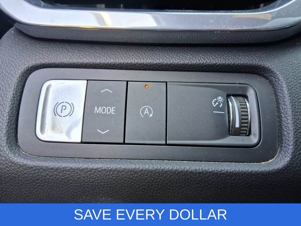 Used 2024 GMC Acadia Elevation w/ LPO, Floor Liner Package FWD image 9