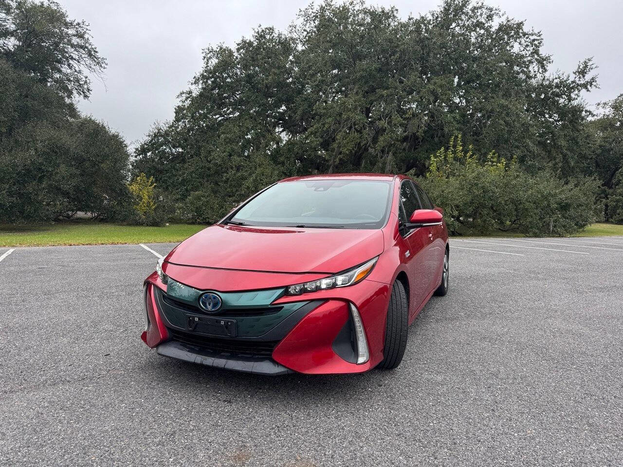 Used 2018 Toyota Prius Prime Premium image 1