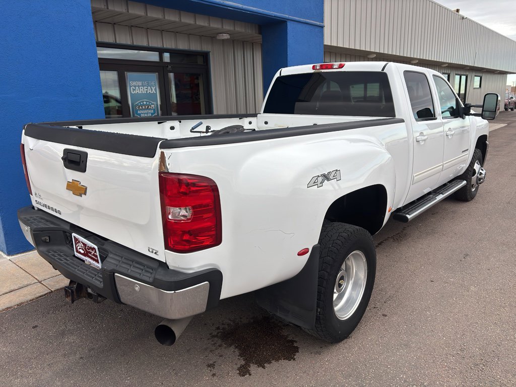 Used 2014 Chevrolet Silverado 3500 LTZ w/ LTZ Plus Package image 6