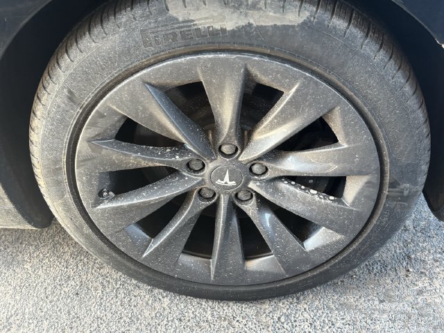 Used 2020 Tesla Model S AWD image 9