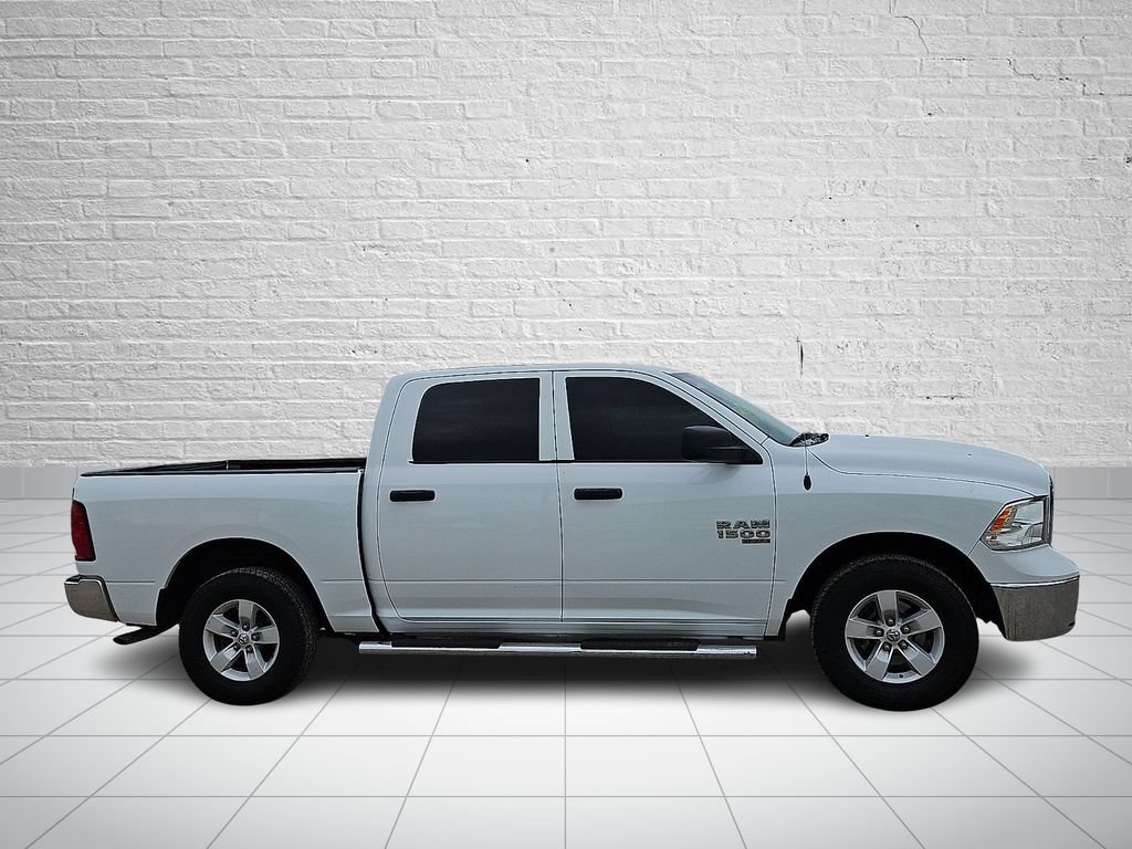 Used 2022 RAM 1500 Classic SLT w/ Electronics Group AWD/4WD image 5