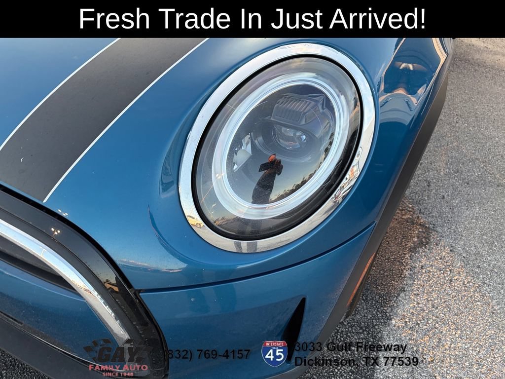 Used 2022 MINI Cooper 4-Door Hardtop FWD image 4