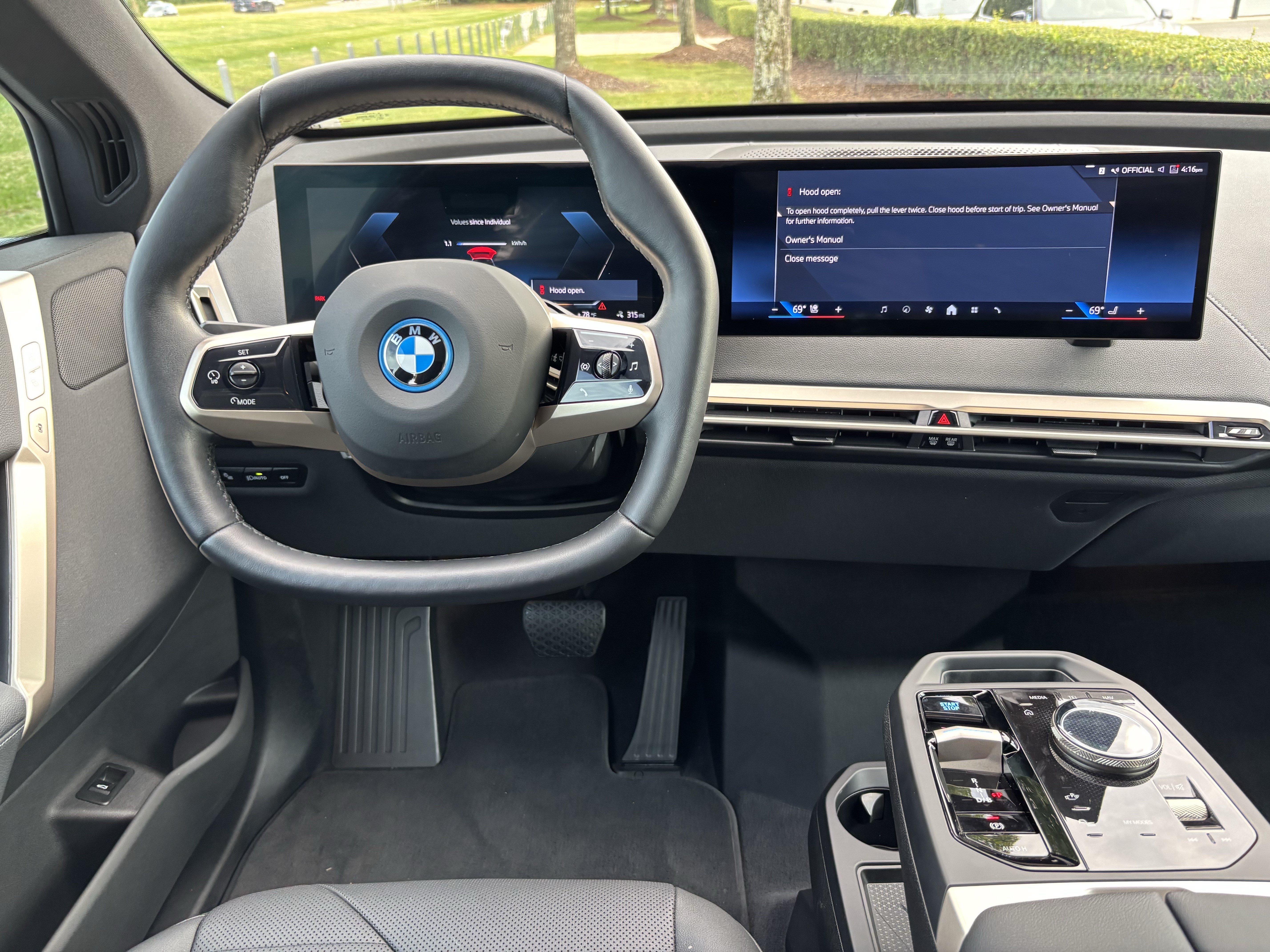 Certified 2024 BMW iX xDrive50 AWD/4WD image 31
