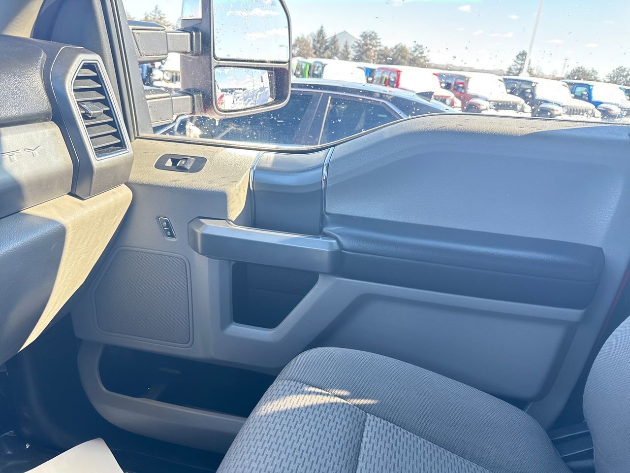 Used 2019 Ford F250 XLT w/ XLT Premium Package image 26