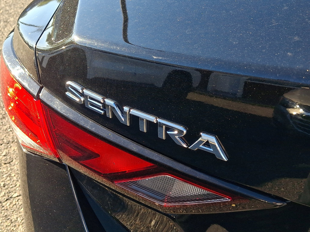 Used 2024 Nissan Sentra S FWD image 17