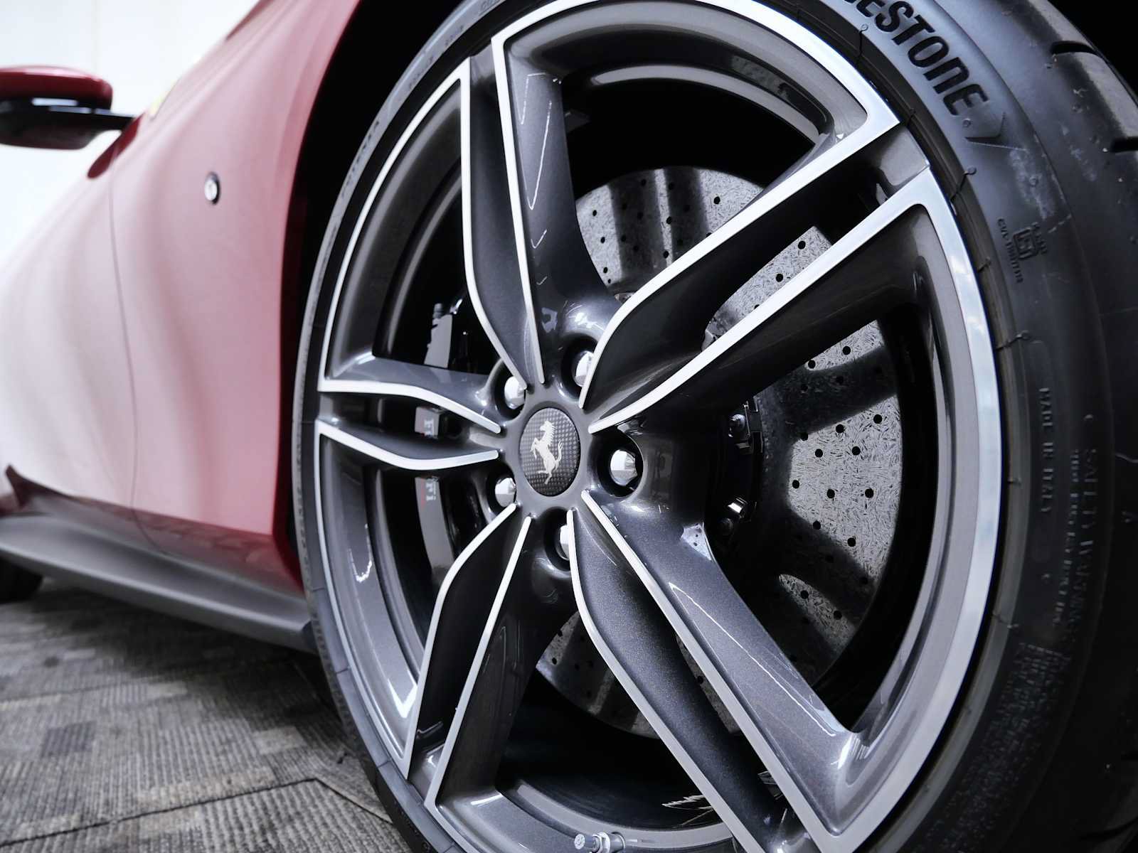 Used 2023 Ferrari Roma RWD image 11
