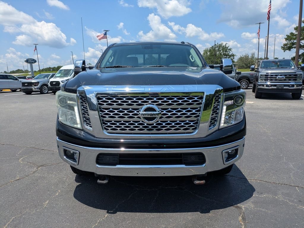 Used 2016 Nissan Titan XD AWD/4WD image 9