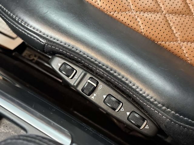 Used 2015 Mercedes-Benz G 63 AMG 4MATIC w/ PA6 Package image 53
