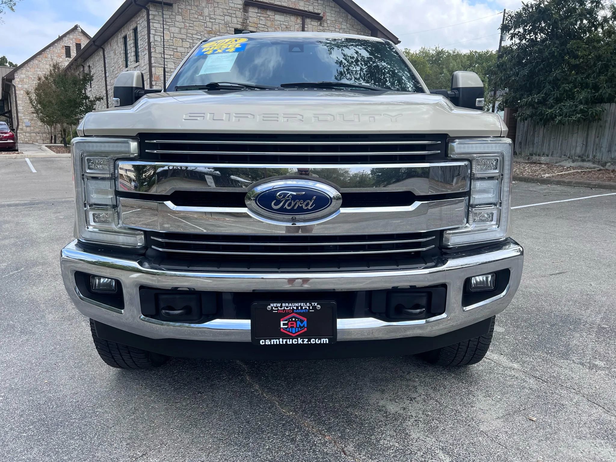 Used 2018 Ford F250 Lariat w/ Lariat Ultimate Package image 2