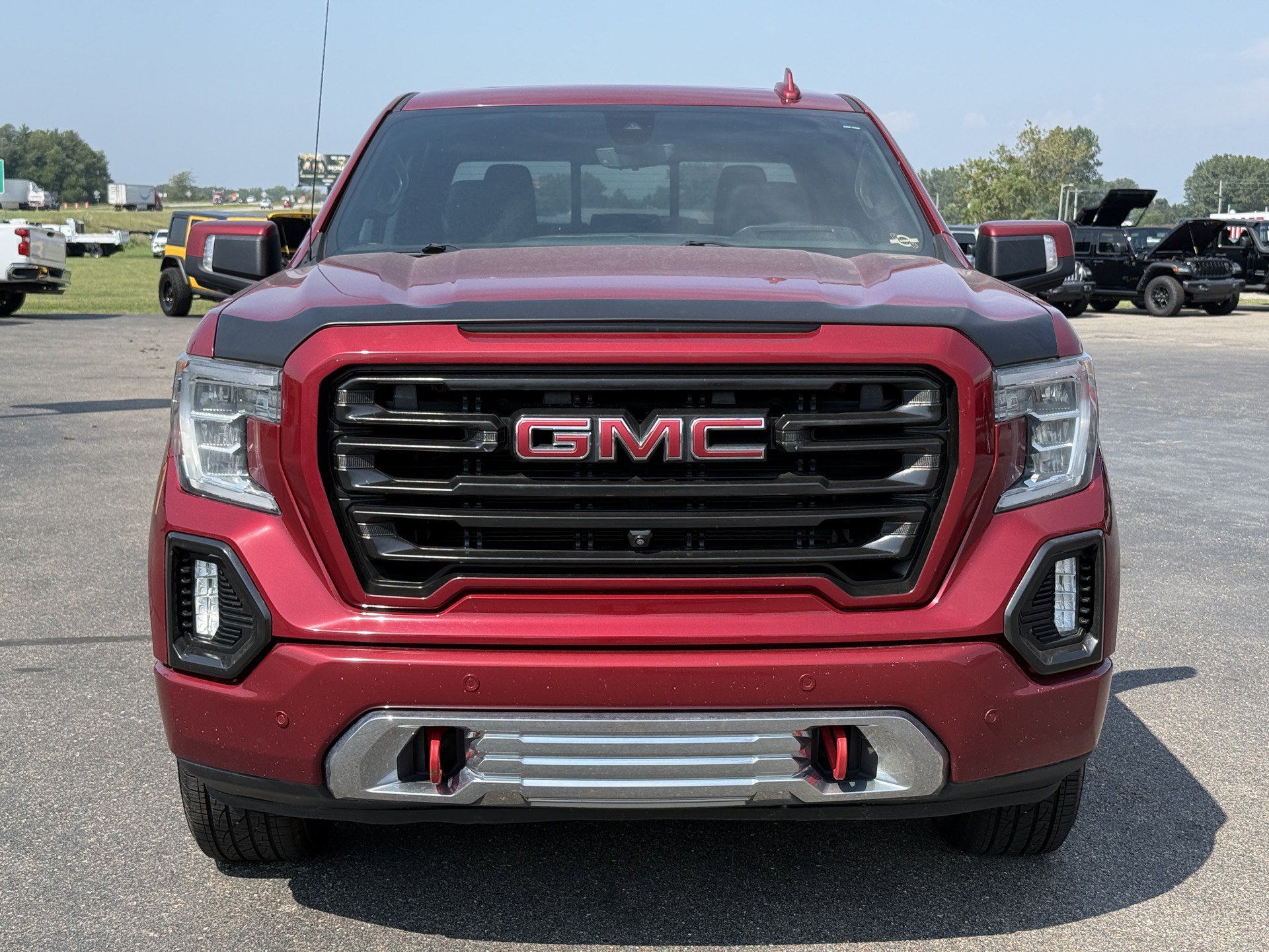 Used 2019 GMC Sierra 1500 AT4 w/ AT4 Premium Package AWD/4WD image 3