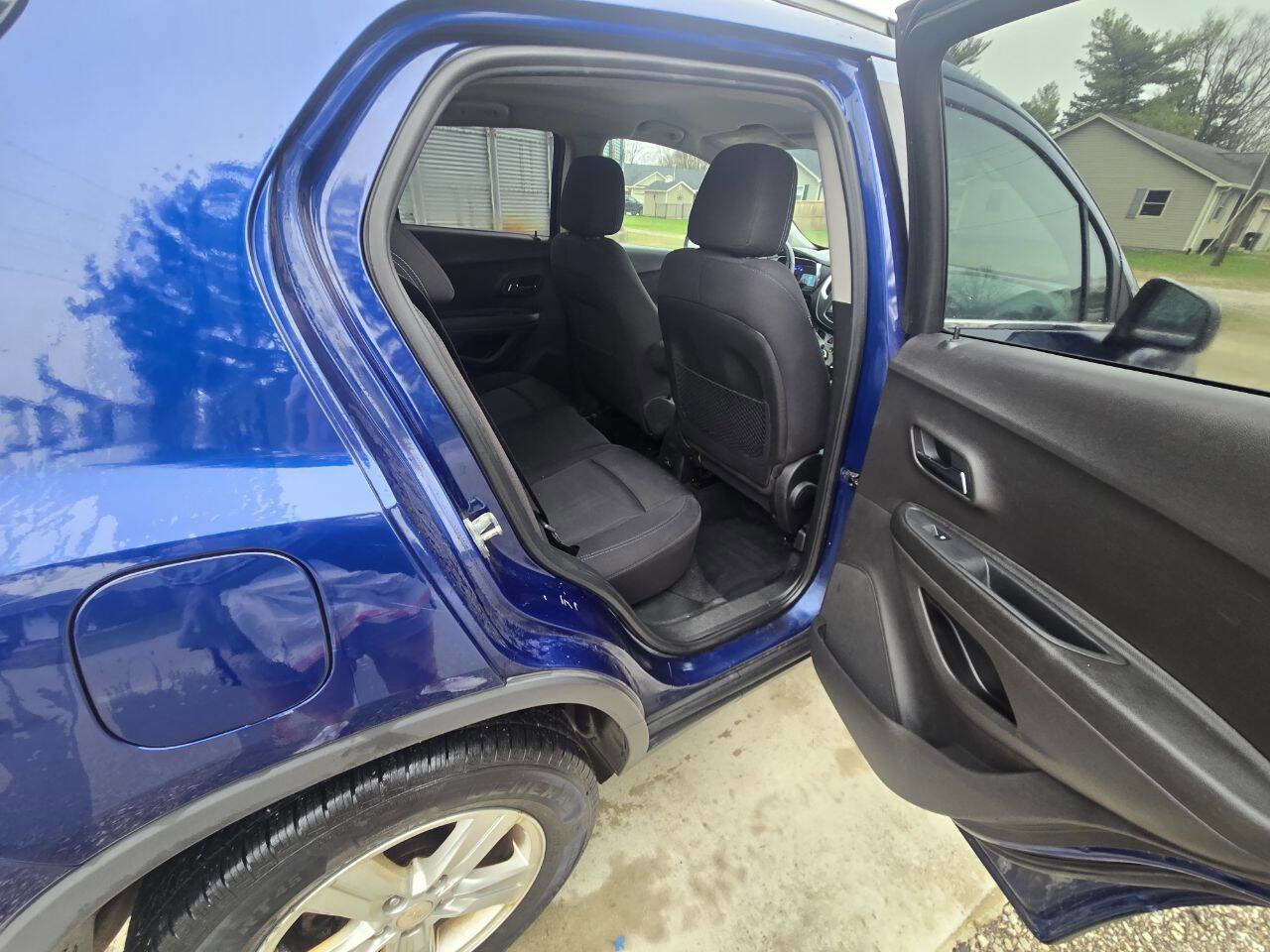 Used 2016 Chevrolet Trax LT image 11