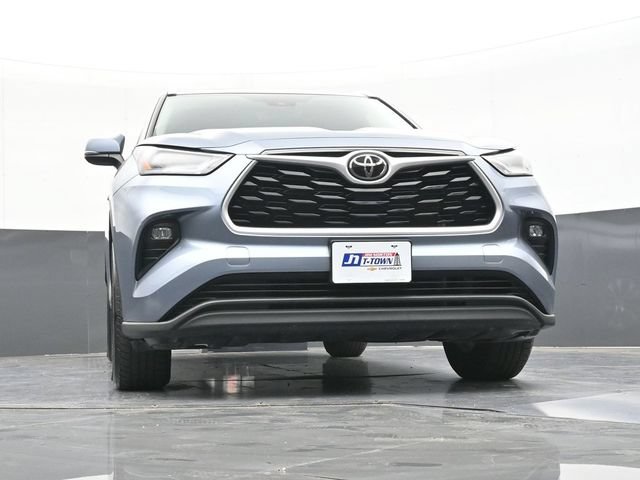 Used 2021 Toyota Highlander XLE FWD image 54