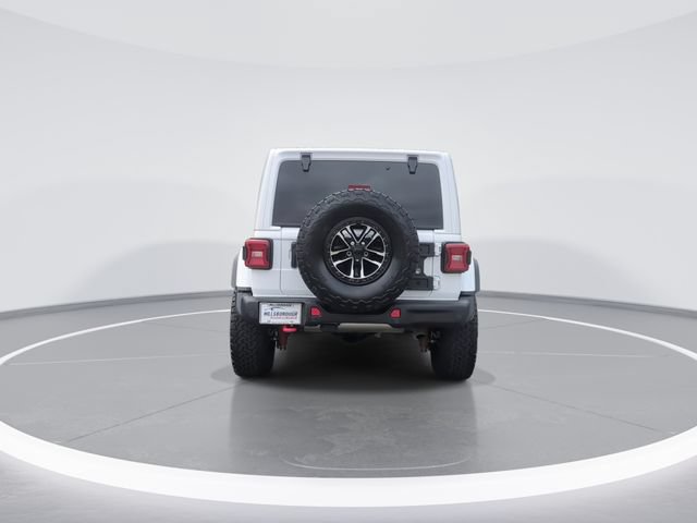 Used 2025 Jeep Wrangler Unlimited Rubicon AWD/4WD image 7