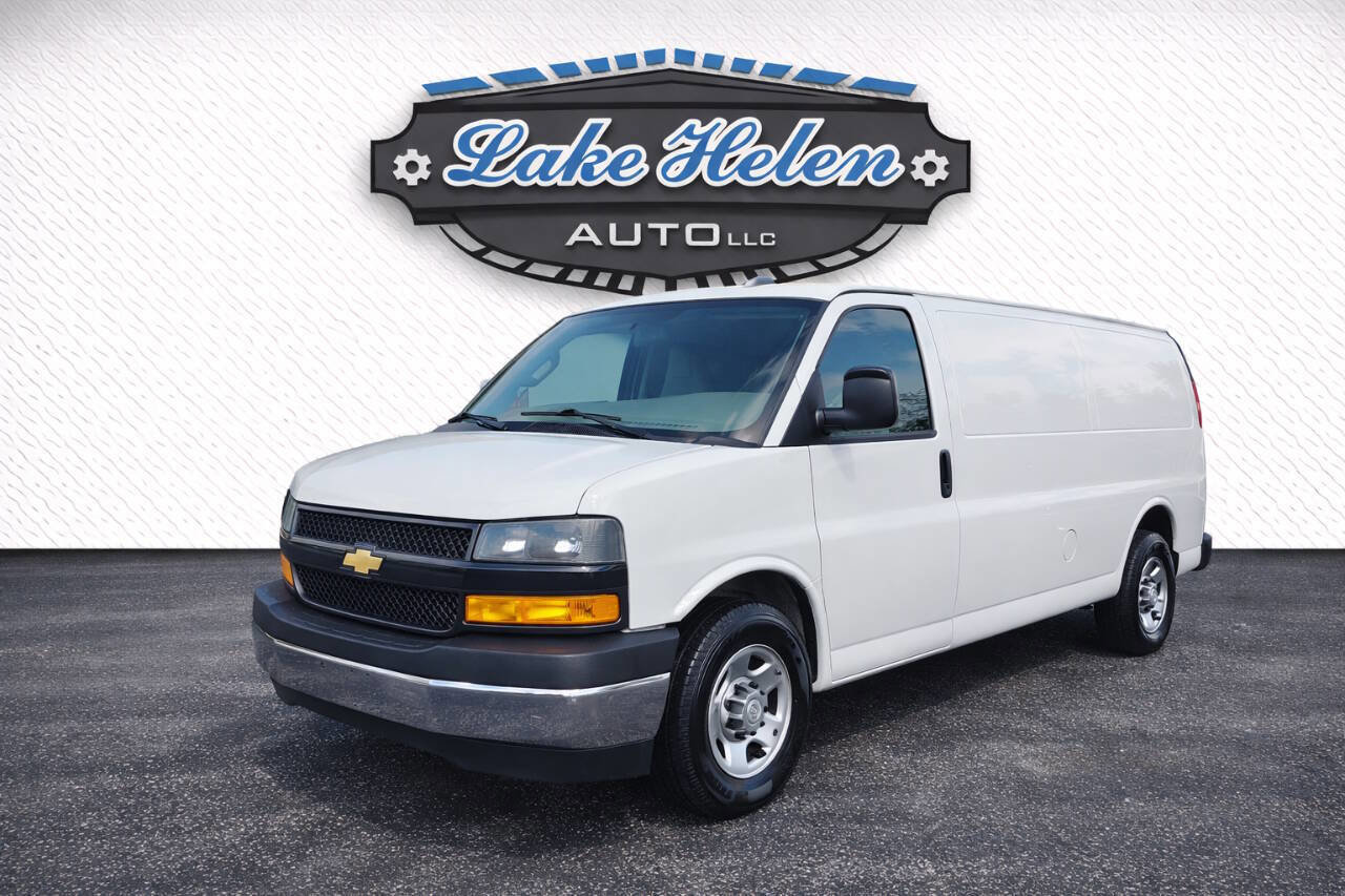 Used 2018 Chevrolet Express 2500 Extended image 1