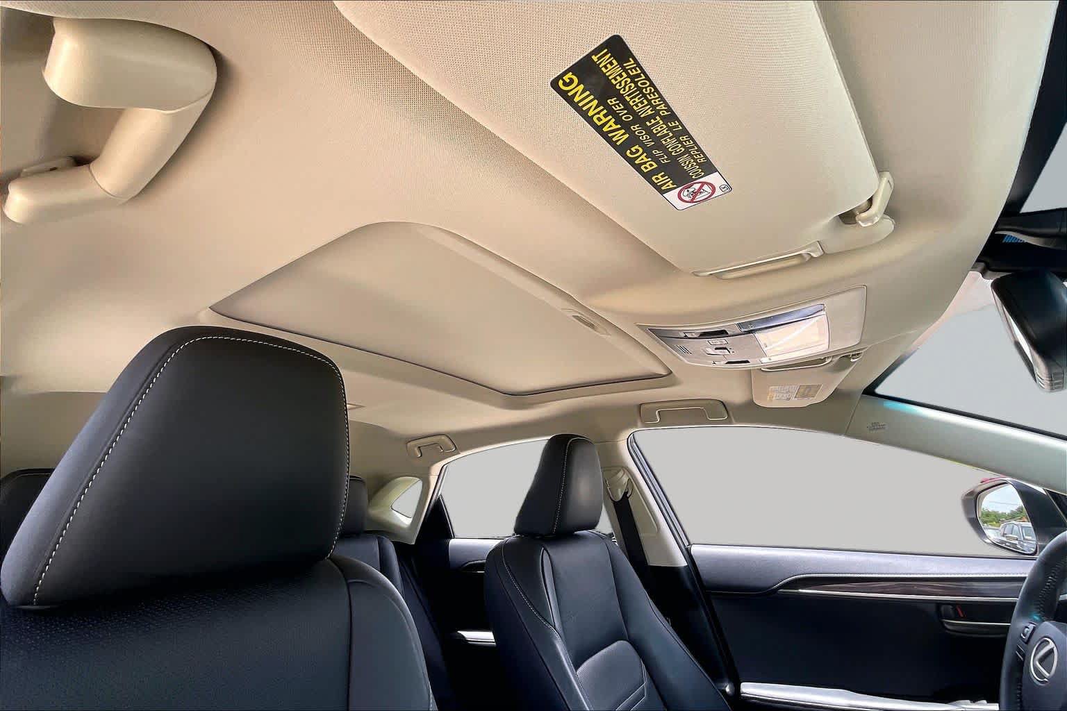 Used 2015 Lexus NX 200t FWD w/ Luxury Package image 12